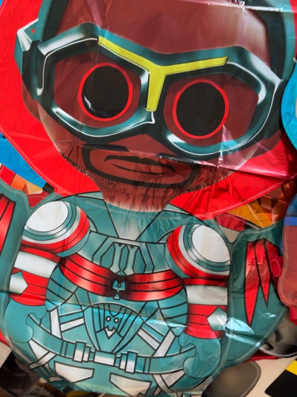 NEW in package Superhero party decorations! - Picture 4 of 9